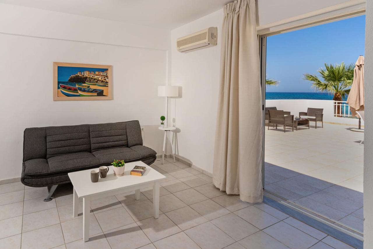 Azure Seaside Apts Magnisía Екстериор снимка