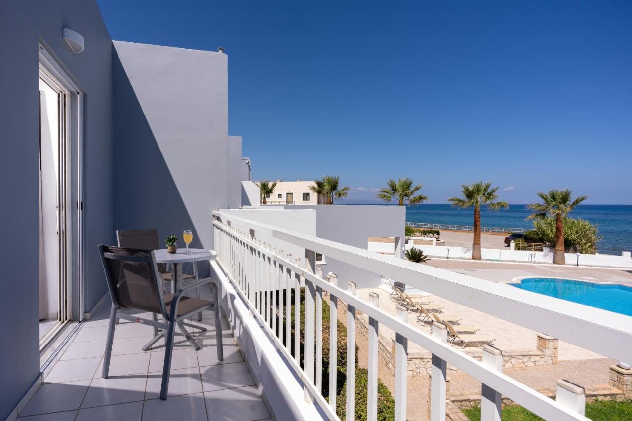 Azure Seaside Apts Magnisía Екстериор снимка
