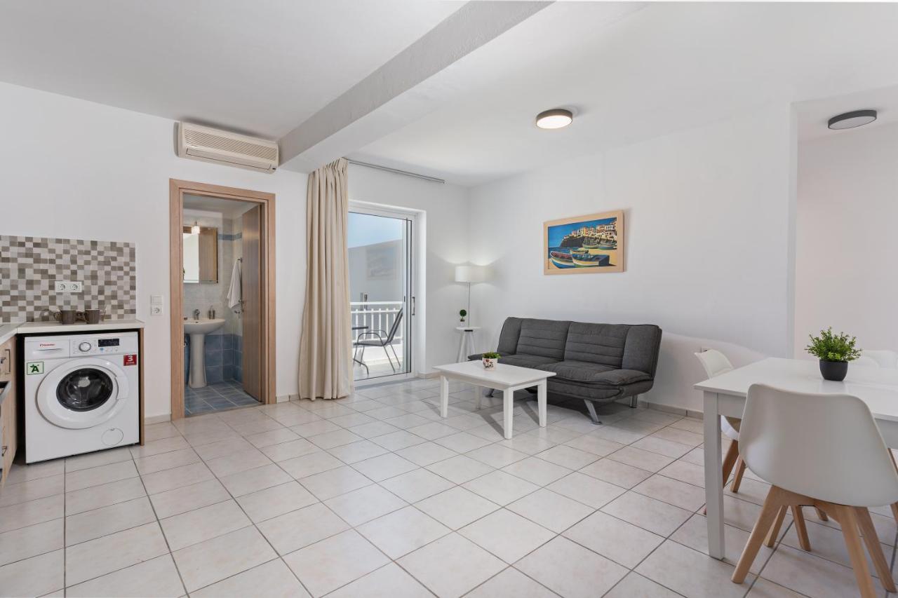 Azure Seaside Apts Magnisía Екстериор снимка