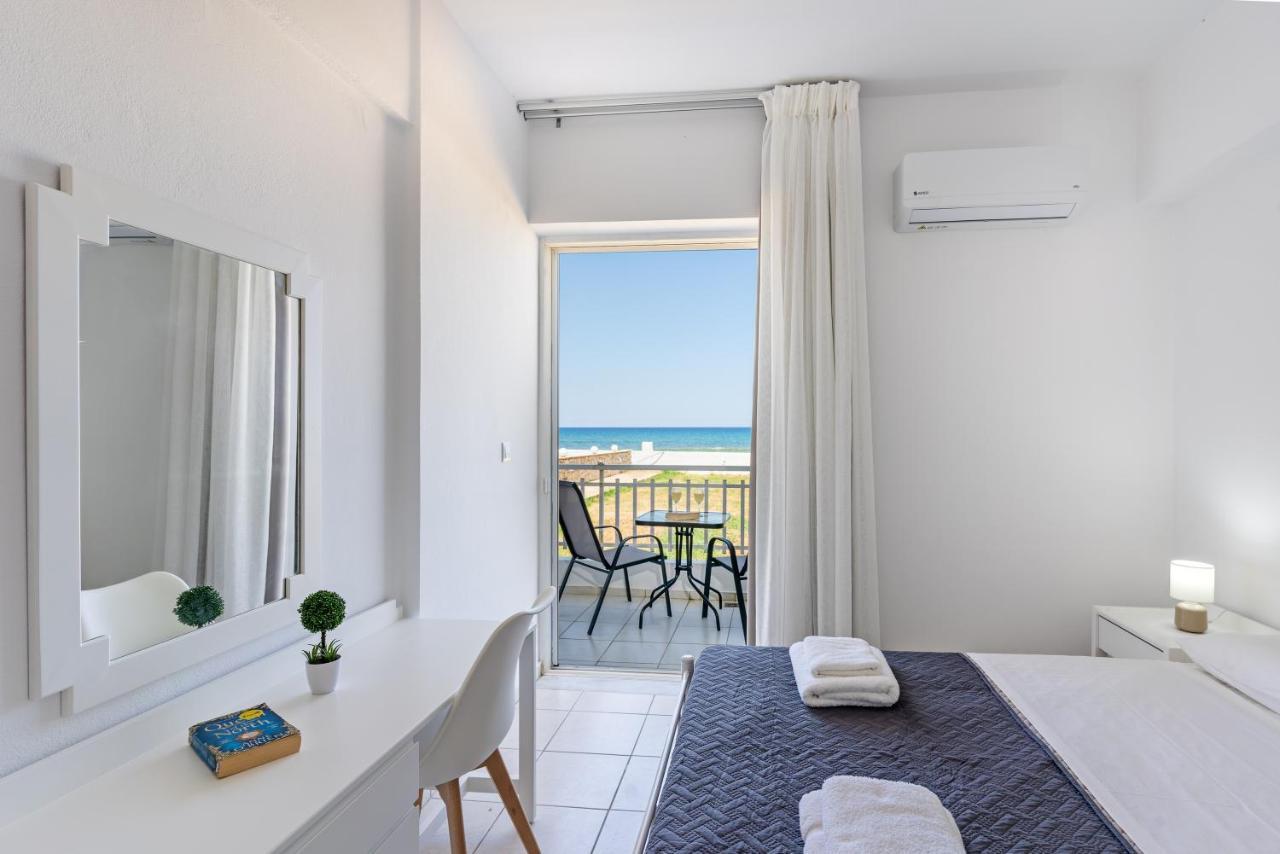 Azure Seaside Apts Magnisía Екстериор снимка