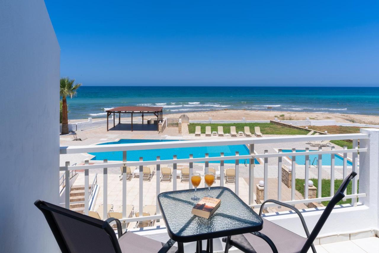 Azure Seaside Apts Magnisía Екстериор снимка