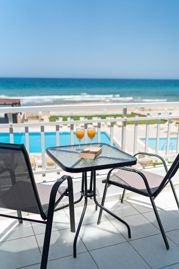 Azure Seaside Apts Magnisía Екстериор снимка