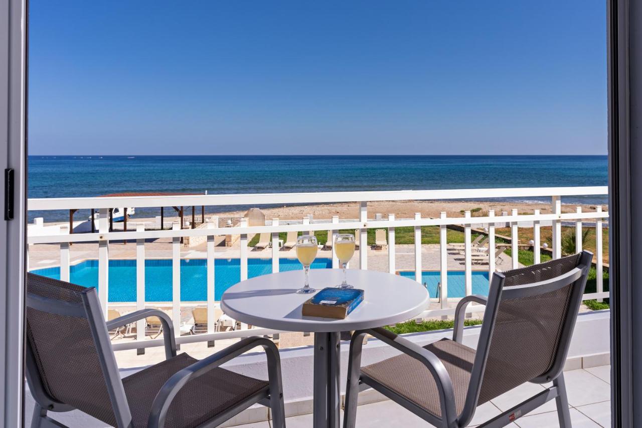Azure Seaside Apts Magnisía Екстериор снимка
