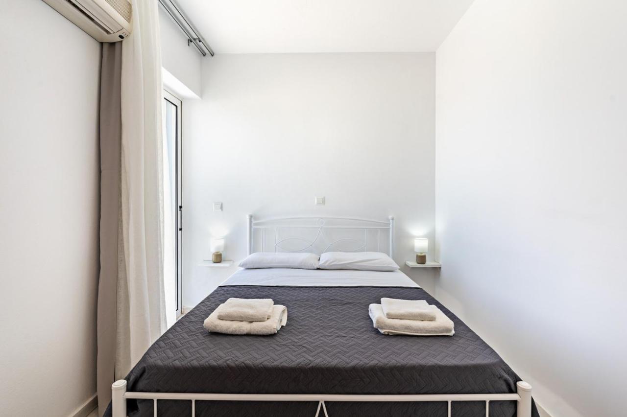 Azure Seaside Apts Magnisía Екстериор снимка