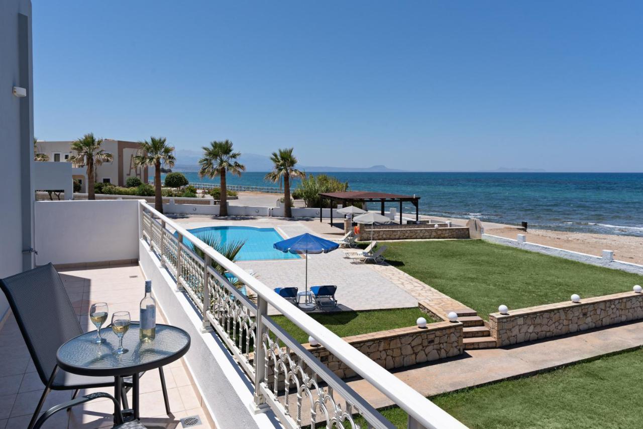 Azure Seaside Apts Magnisía Екстериор снимка